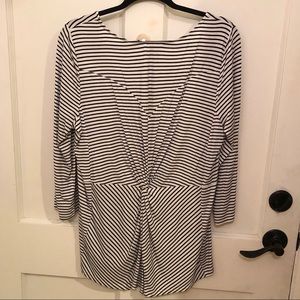 Market & Spruce (Stitch Fix) twist back tunic
